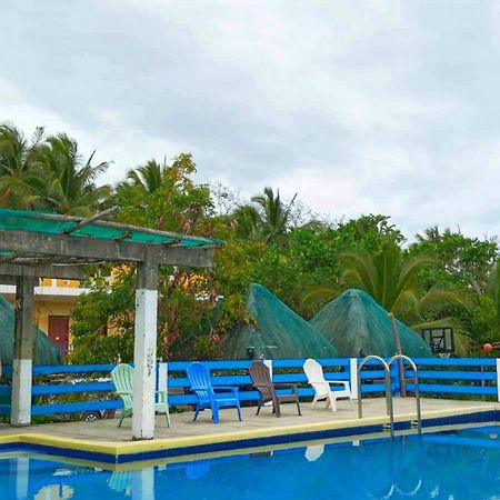 Lotus Sun&Waves Beach Resort Baler Exterior foto