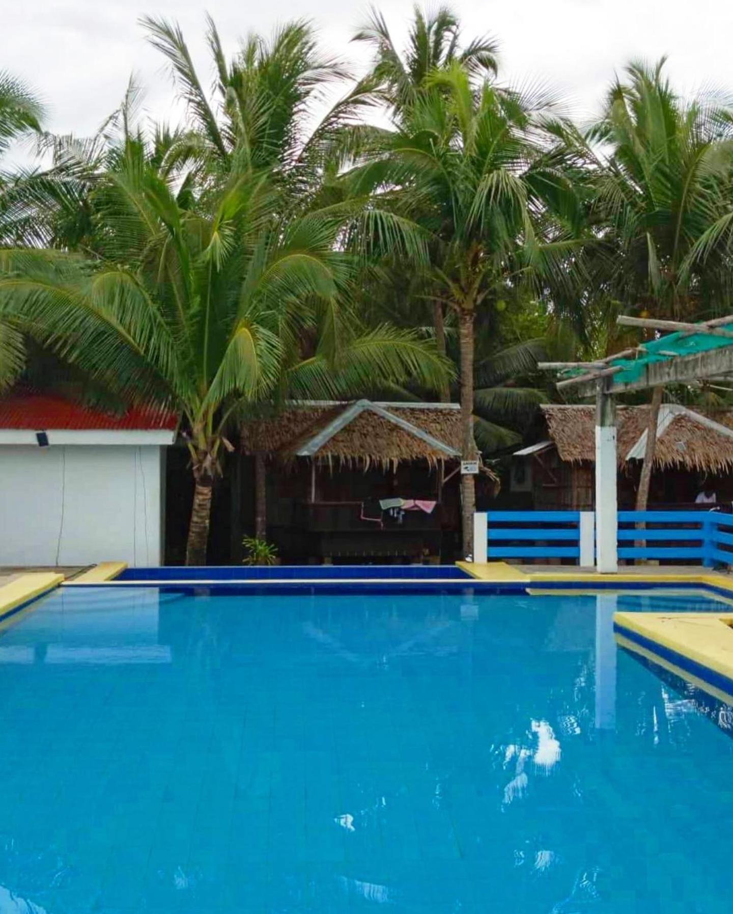 Lotus Sun&Waves Beach Resort Baler Exterior foto