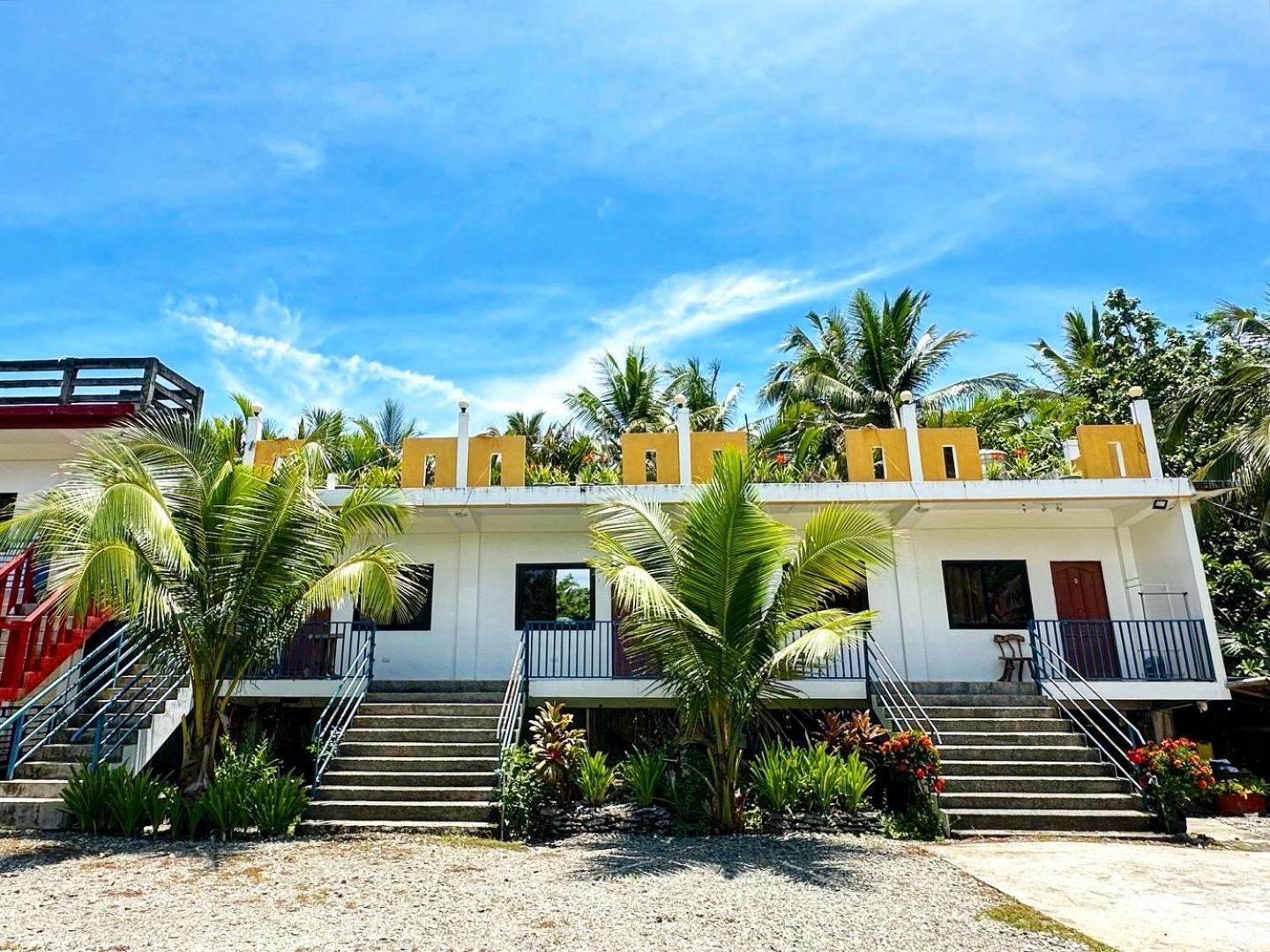 Lotus Sun&Waves Beach Resort Baler Exterior foto